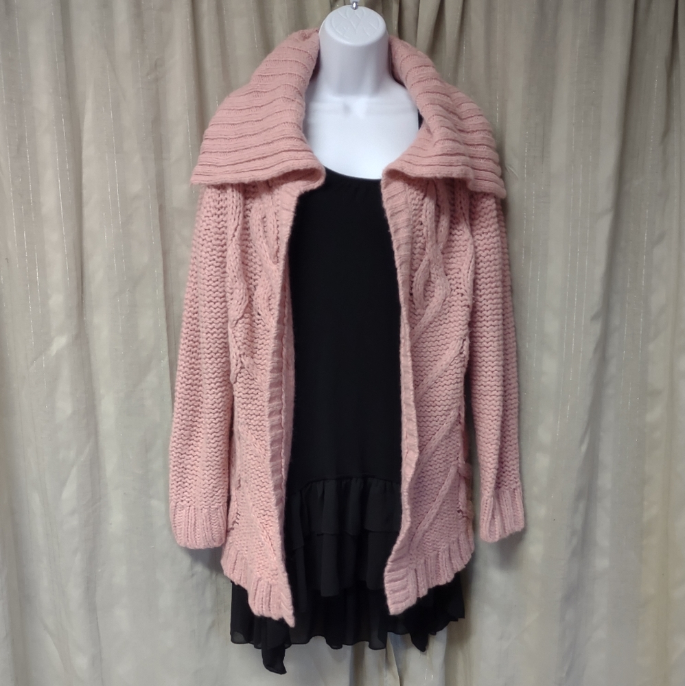 Old Navy Pink Cable Knit Cardigan Sweater. Size XL
